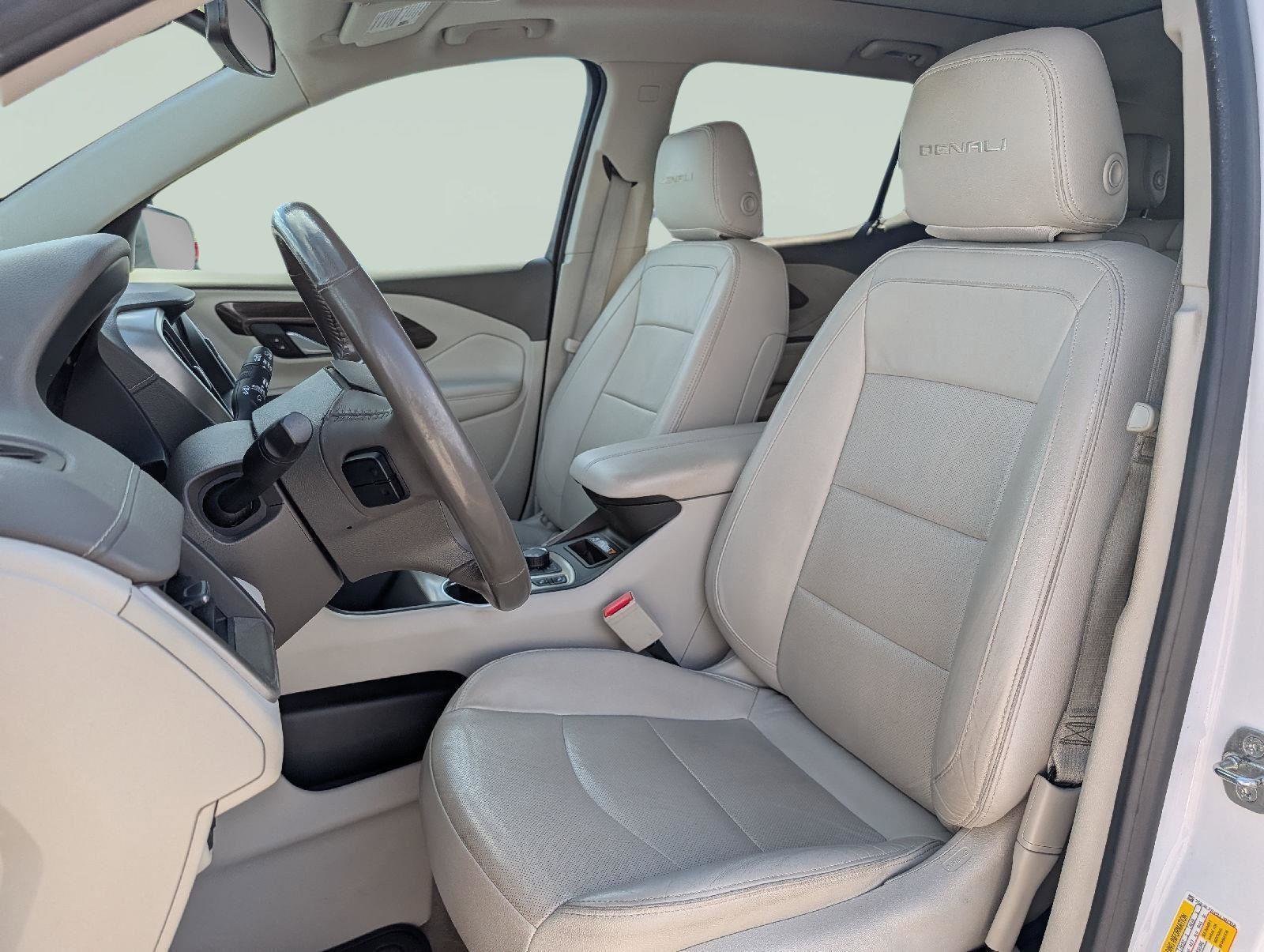 Used 2020 GMC Terrain Denali AWD/4WD image 10