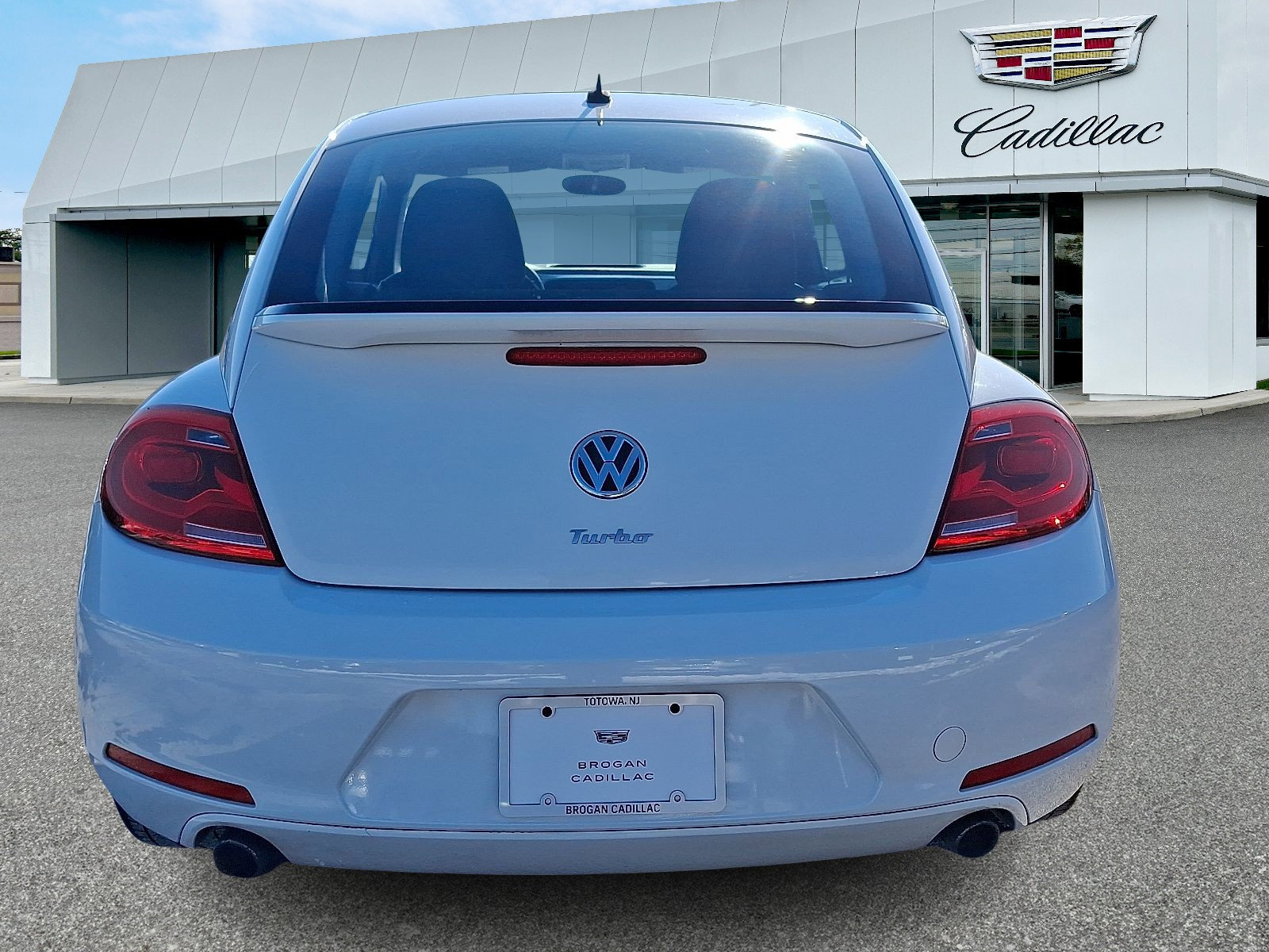 Used 2012 Volkswagen Beetle Turbo image 5