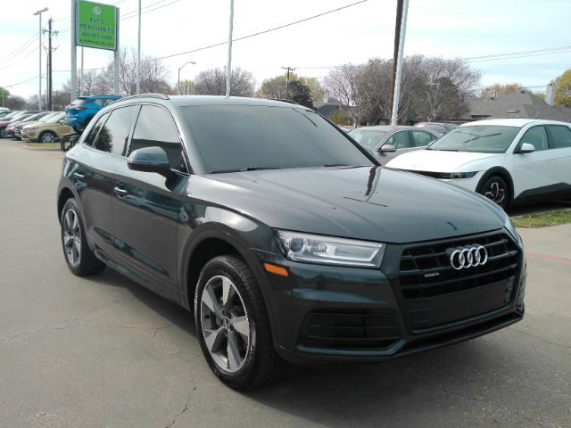 Used 2020 Audi Q5 2.0T Premium w/ Titanium Sport Package AWD/4WD image 4