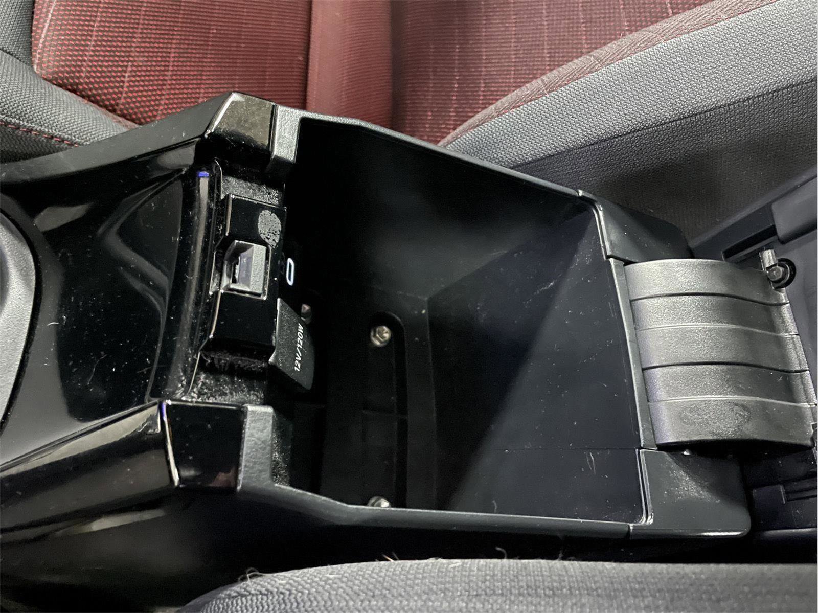 Used 2023 Toyota Corolla SE image 31