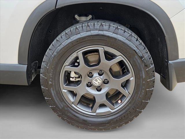 Used 2025 Honda Pilot TrailSport image 25
