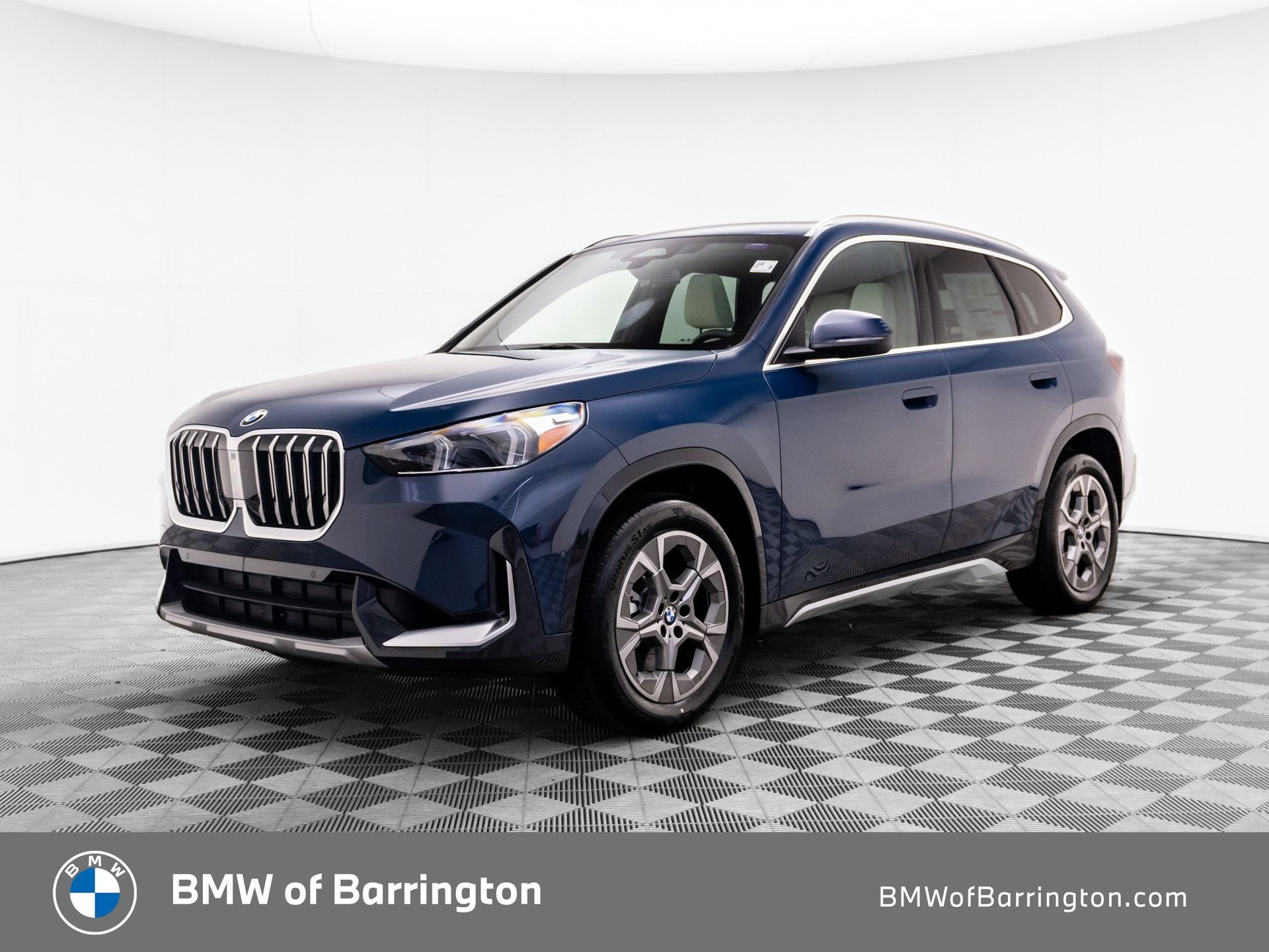 New 2026 BMW X1 xDrive28i AWD/4WD image 1