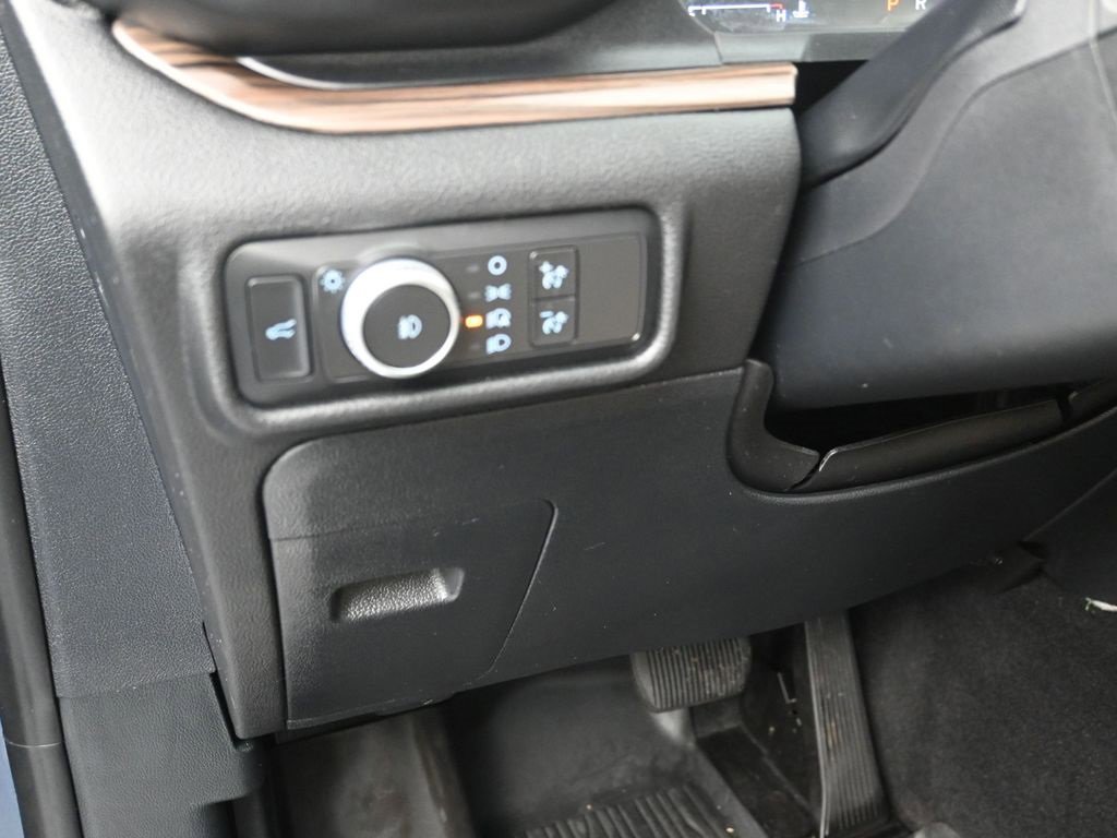 Used 2020 Ford Explorer Limited w/ Class III Trailer Tow Package image 12