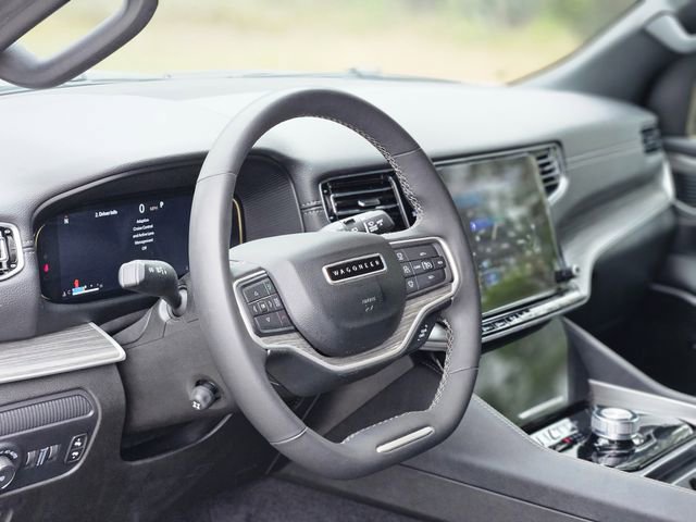 Used 2024 Jeep Wagoneer L Series II w/ Flexible Seating Group image 12