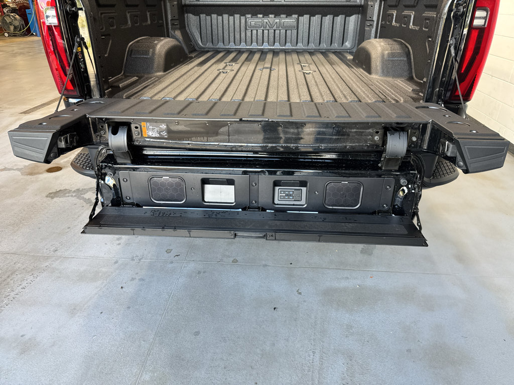 New 2026 GMC Sierra 2500 Denali Ultimate AWD/4WD image 25