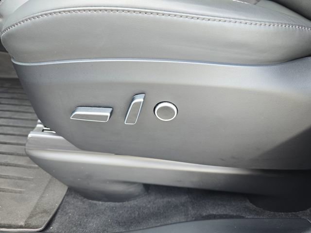 Used 2024 Tesla Model X Plaid image 19