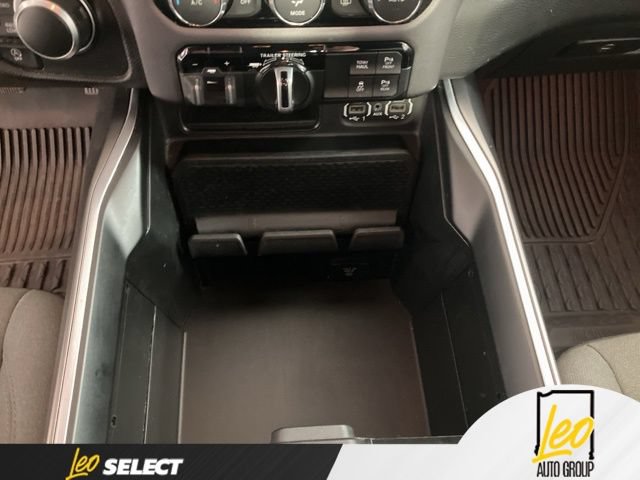 Used 2022 RAM 1500 Big Horn AWD/4WD image 16