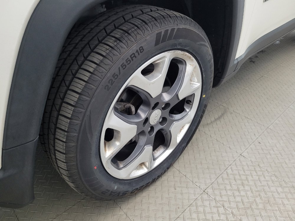 Used 2018 Jeep Compass Limited AWD/4WD image 31