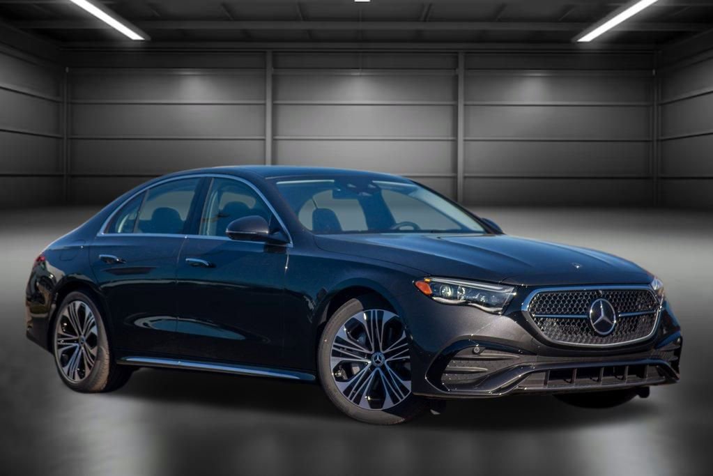 Certified 2025 Mercedes-Benz E 350 4MATIC Sedan image 4