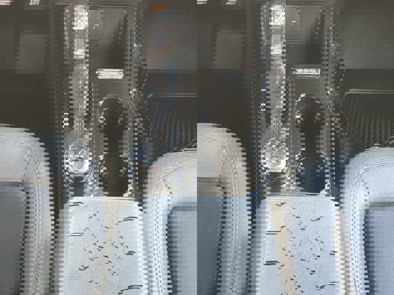 Used 2023 Ford Bronco Black Diamond image 19