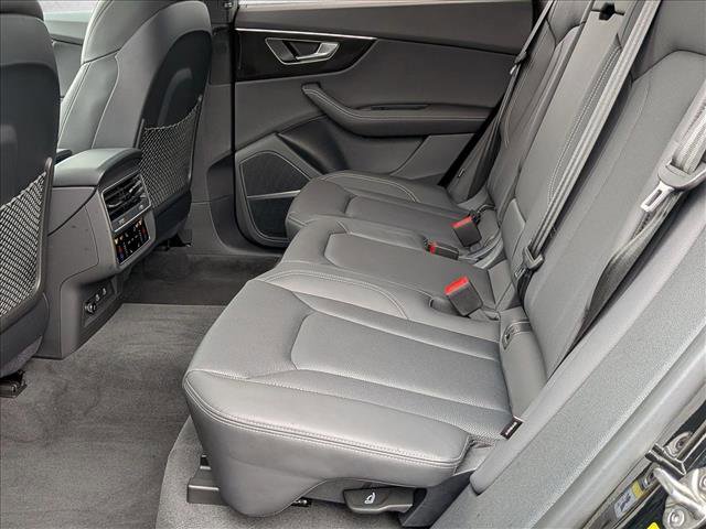 Certified 2024 Audi Q8 Prestige w/ Prestige Package image 22