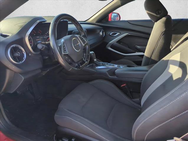 Used 2019 Chevrolet Camaro LT RWD image 10