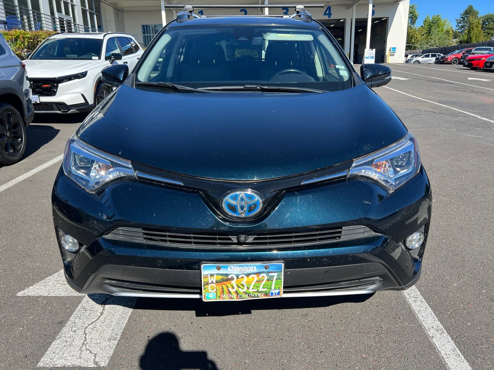 Used 2017 Toyota RAV4 Limited w/ Advanced Technology Package AWD/4WD image 2