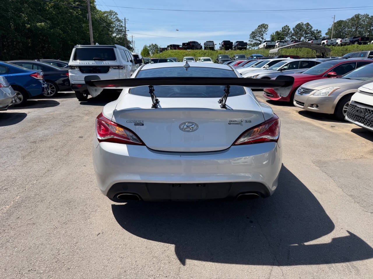 Used 2015 Hyundai Genesis 3.8 RWD image 6