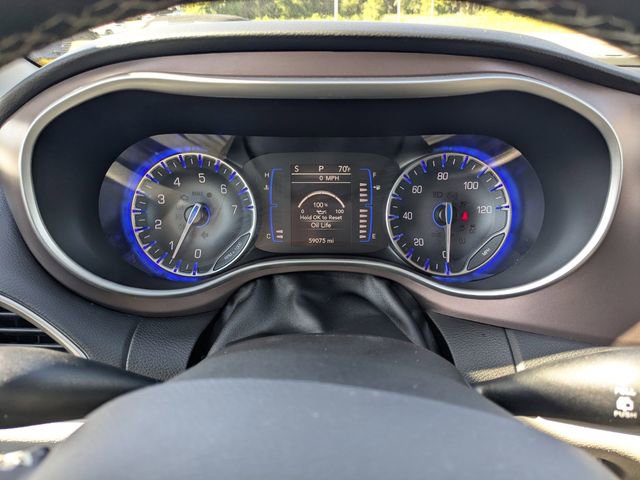 Used 2023 Chrysler Voyager LX FWD image 28