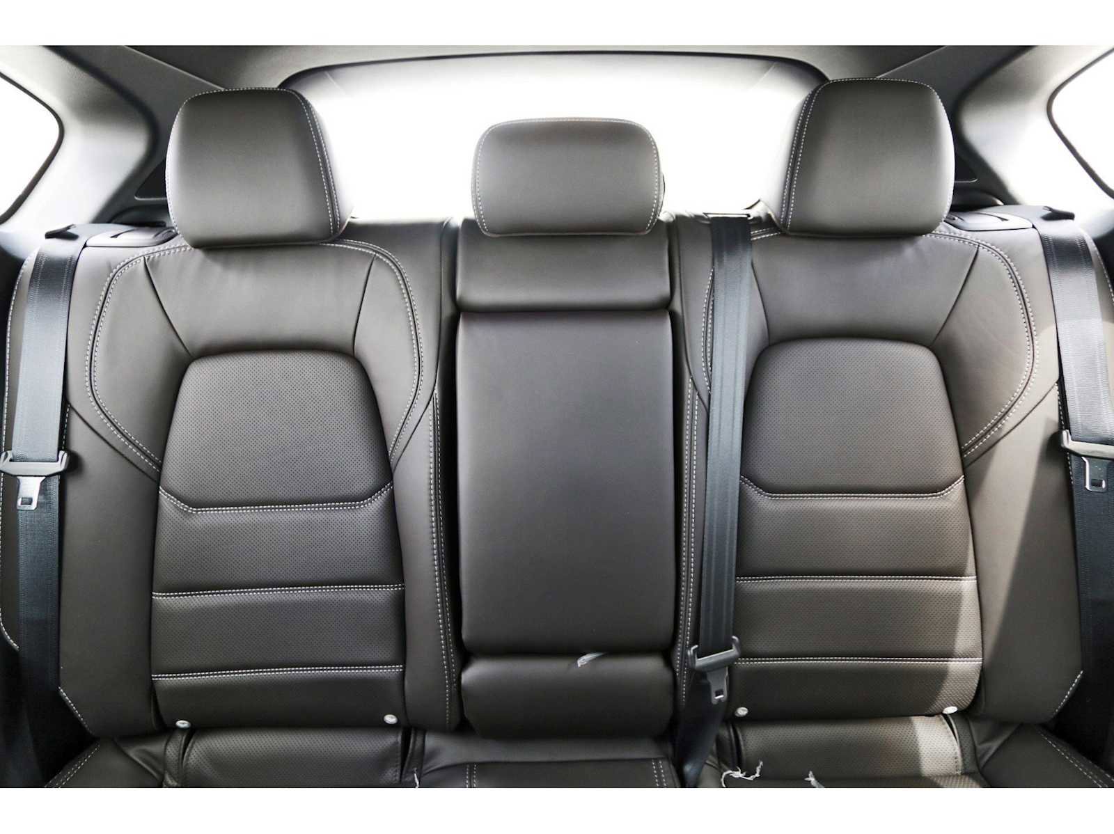 New 2025 MAZDA CX-5 Signature image 9