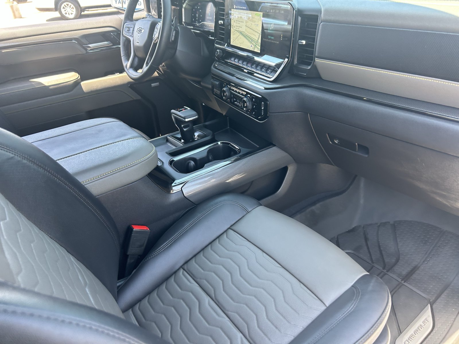 Certified 2025 Chevrolet Silverado 1500 ZR2 w/ Technology Package AWD/4WD image 12