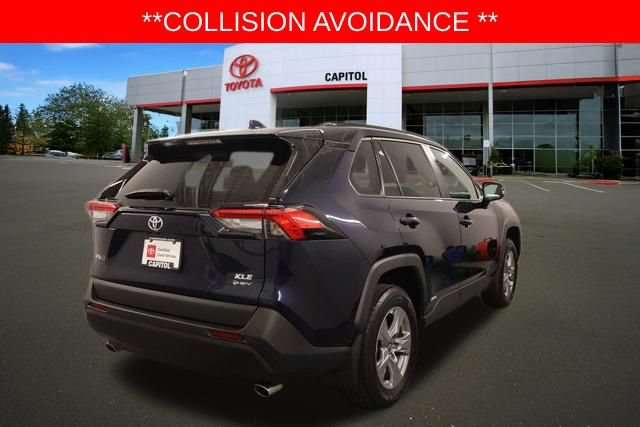 Certified 2025 Toyota RAV4 XLE AWD/4WD image 4