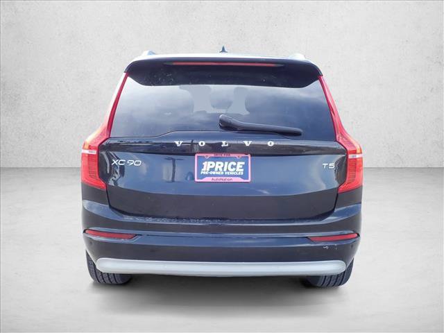 Used 2022 Volvo XC90 T5 Momentum w/ Advanced Package AWD/4WD image 3