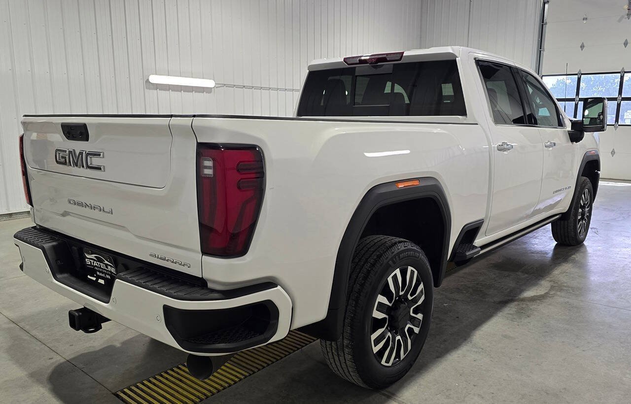 Used 2024 GMC Sierra 2500 Denali Ultimate AWD/4WD image 5
