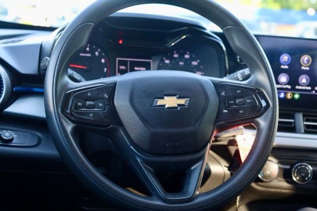 Used 2024 Chevrolet Trax LS FWD image 29