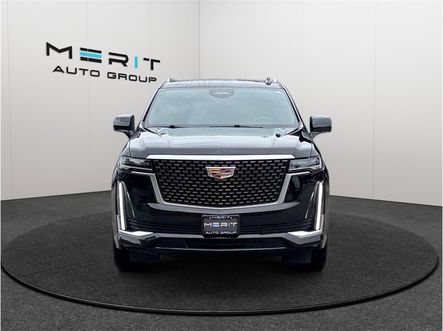 Used 2023 Cadillac Escalade ESV Premium Luxury RWD image 3