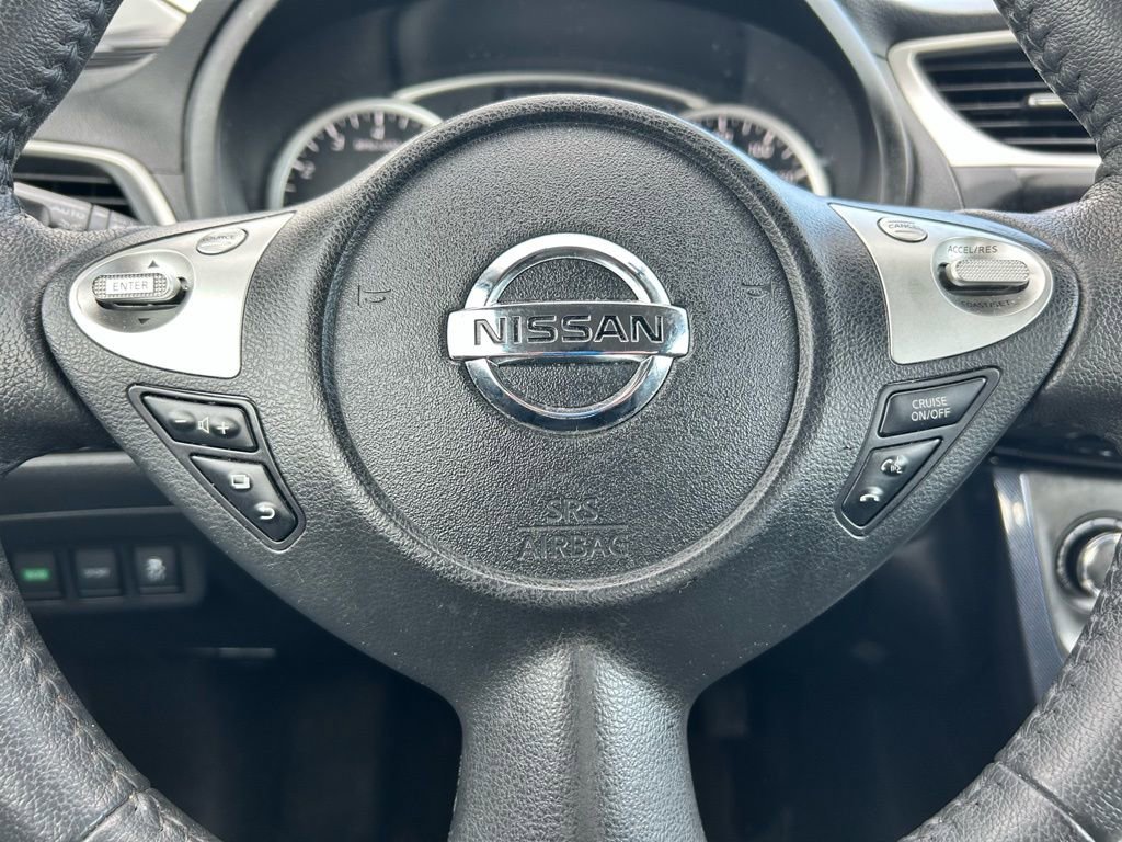Used 2017 Nissan Sentra SR w/ Driver's Assist Package image 23