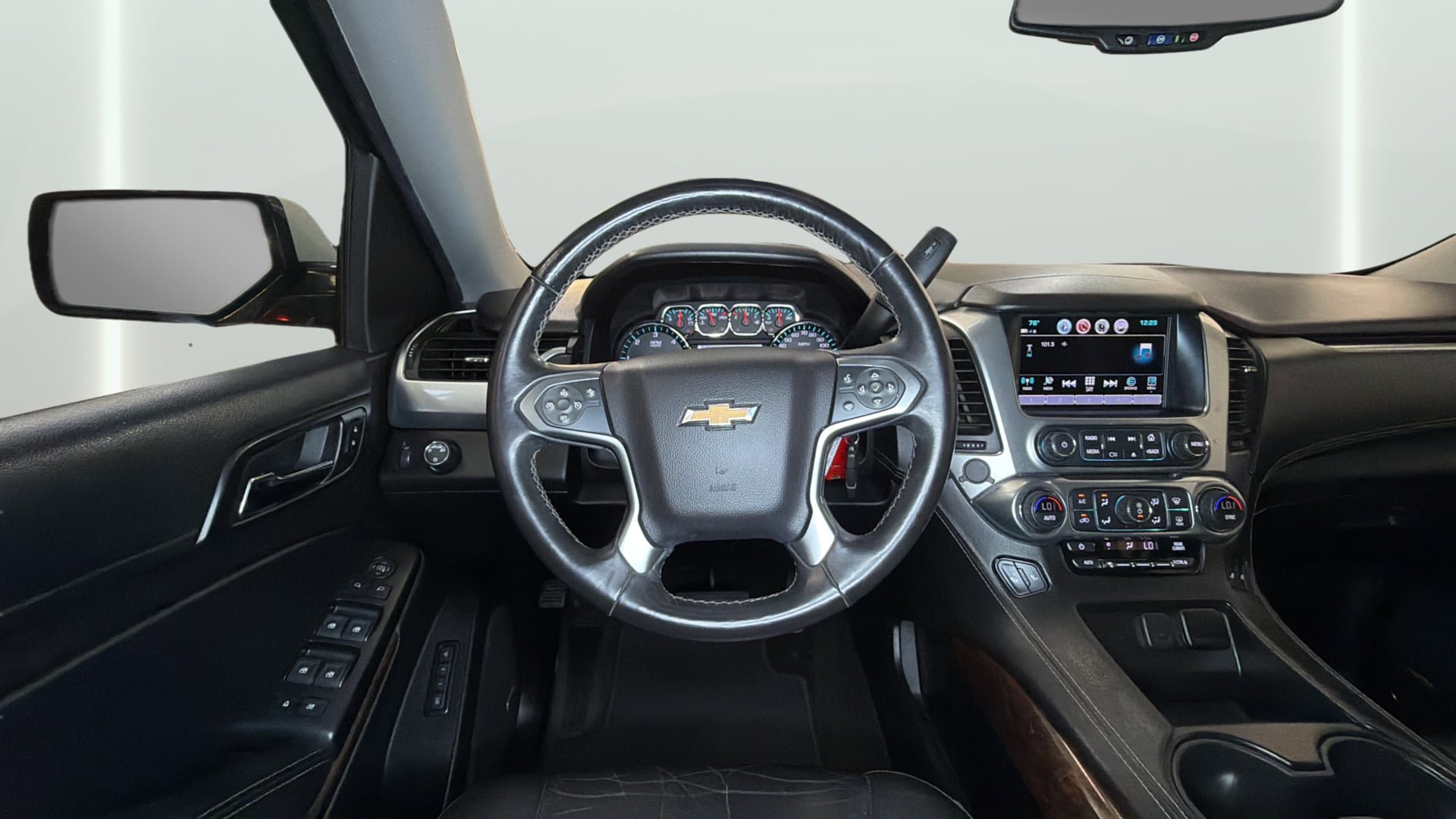 Used 2017 Chevrolet Tahoe LT RWD image 16