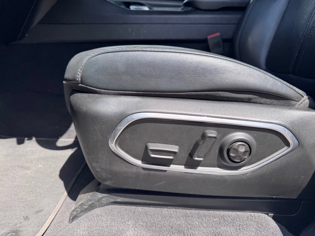 Used 2023 Jeep Wagoneer L Series II AWD/4WD image 11