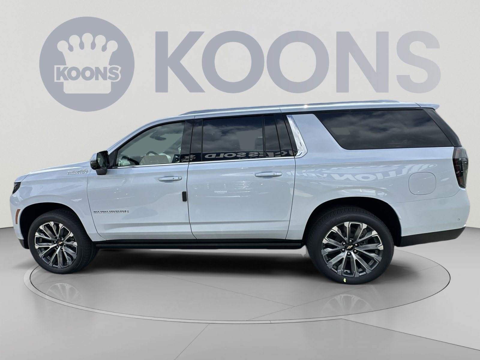 New 2026 Chevrolet Suburban High Country AWD/4WD image 2