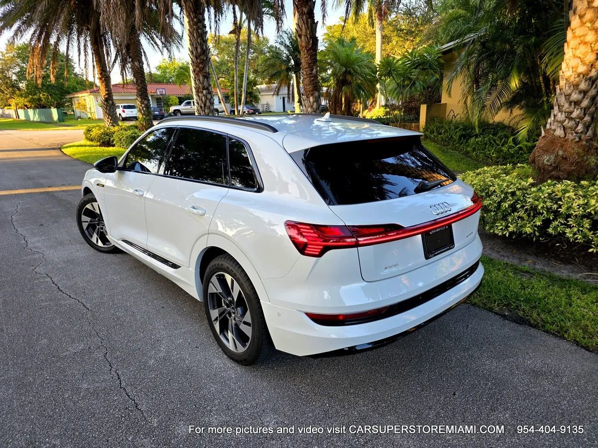 Used 2021 Audi e-tron Premium w/ Convenience Plus Package image 13