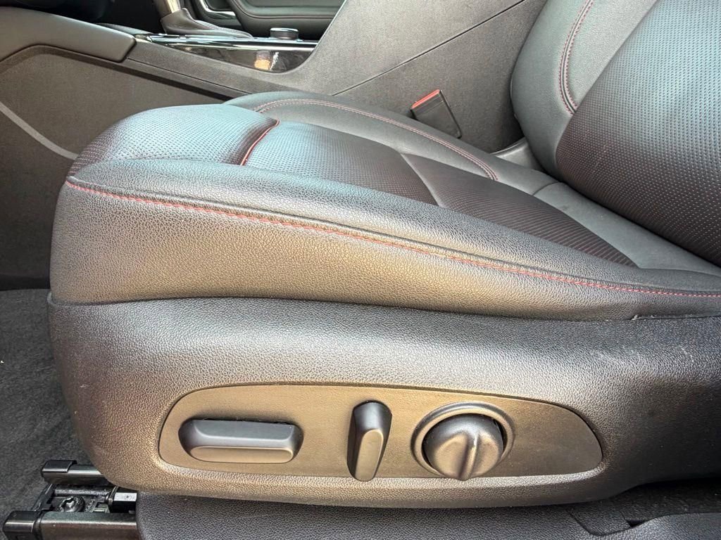 Used 2023 Chevrolet Blazer RS image 13