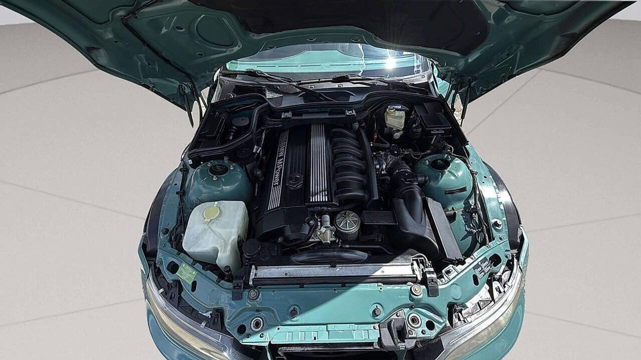 Used 2000 BMW M Roadster M 2dr Convertible image 9