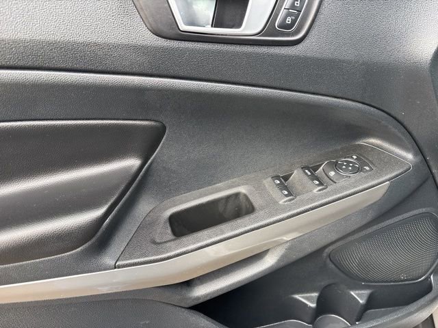 Used 2018 Ford EcoSport Titanium image 11