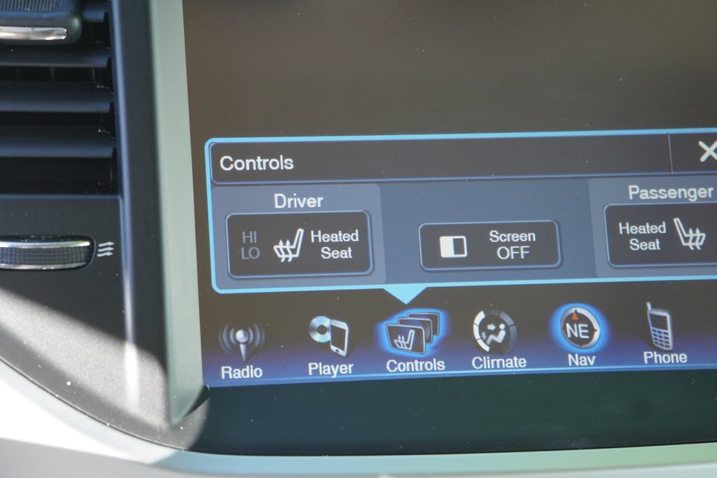 Used 2013 Chrysler 300 AWD w/ Driver Convenience Group image 32