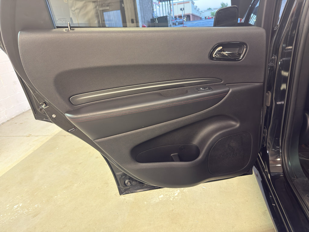 Used 2021 Dodge Durango R/T w/ Blacktop Package AWD/4WD image 30