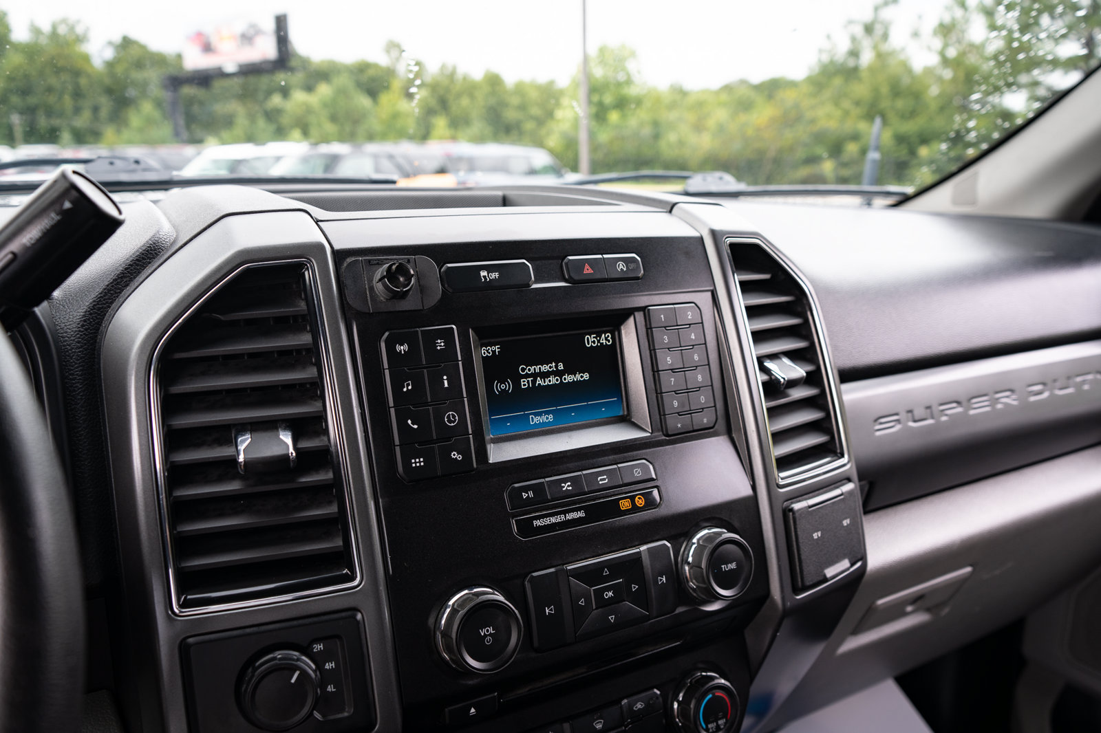 Used 2019 Ford F350 XLT AWD/4WD image 22