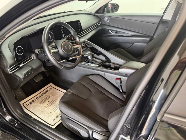 Used 2022 Hyundai Elantra SEL w/ Convenience Package image 13