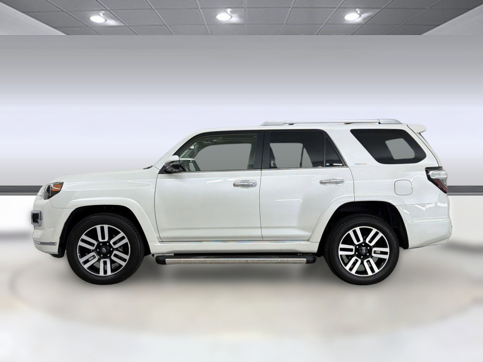 Used 2023 Toyota 4Runner Limited image 2