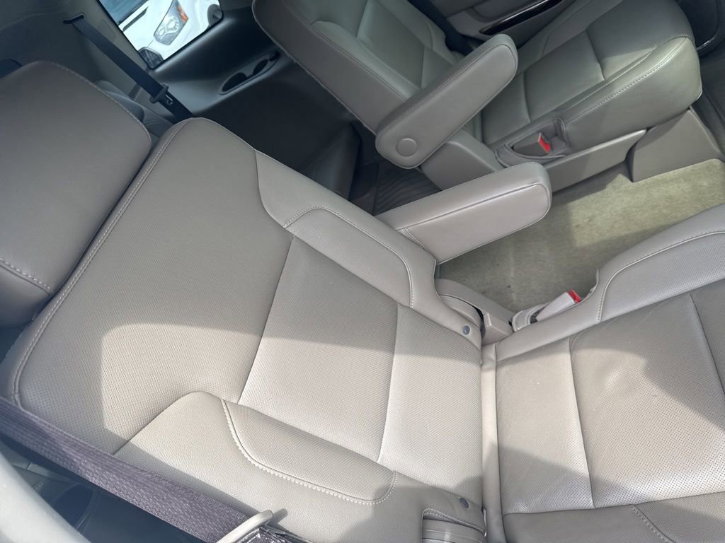 Used 2018 GMC Yukon SLT w/ Open Road Package AWD/4WD image 39