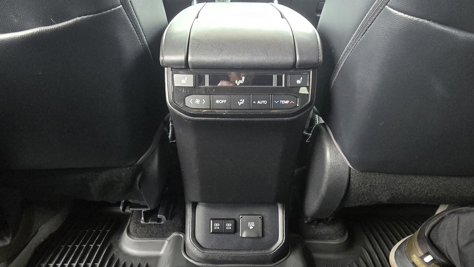 Used 2020 Toyota Highlander Platinum image 15