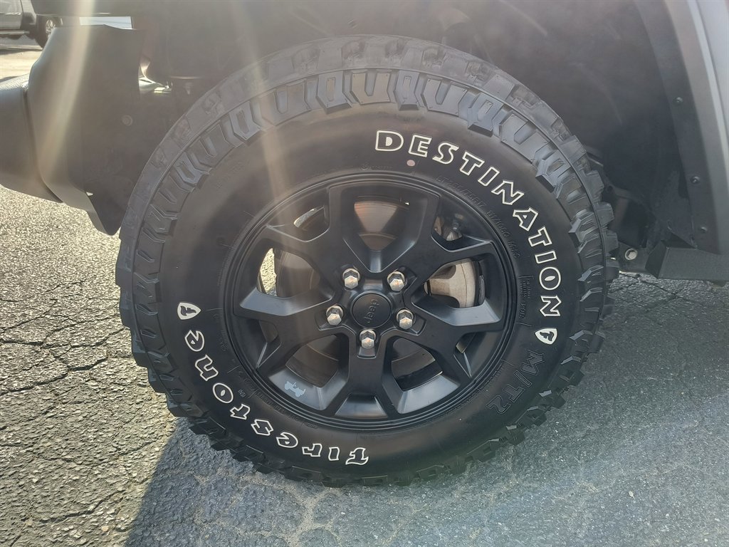 Used 2021 Jeep Wrangler Sport image 10