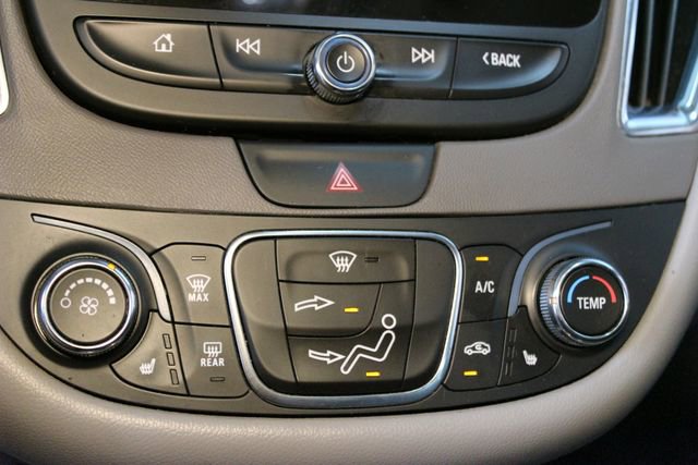 Used 2016 Chevrolet Malibu LT w/ True North Edition FWD image 25