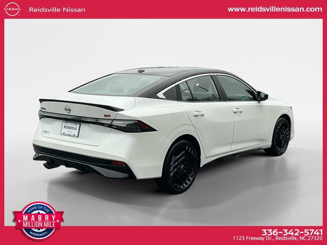 New 2026 Nissan Sentra SR w/ Floor Mat Package FWD image 7