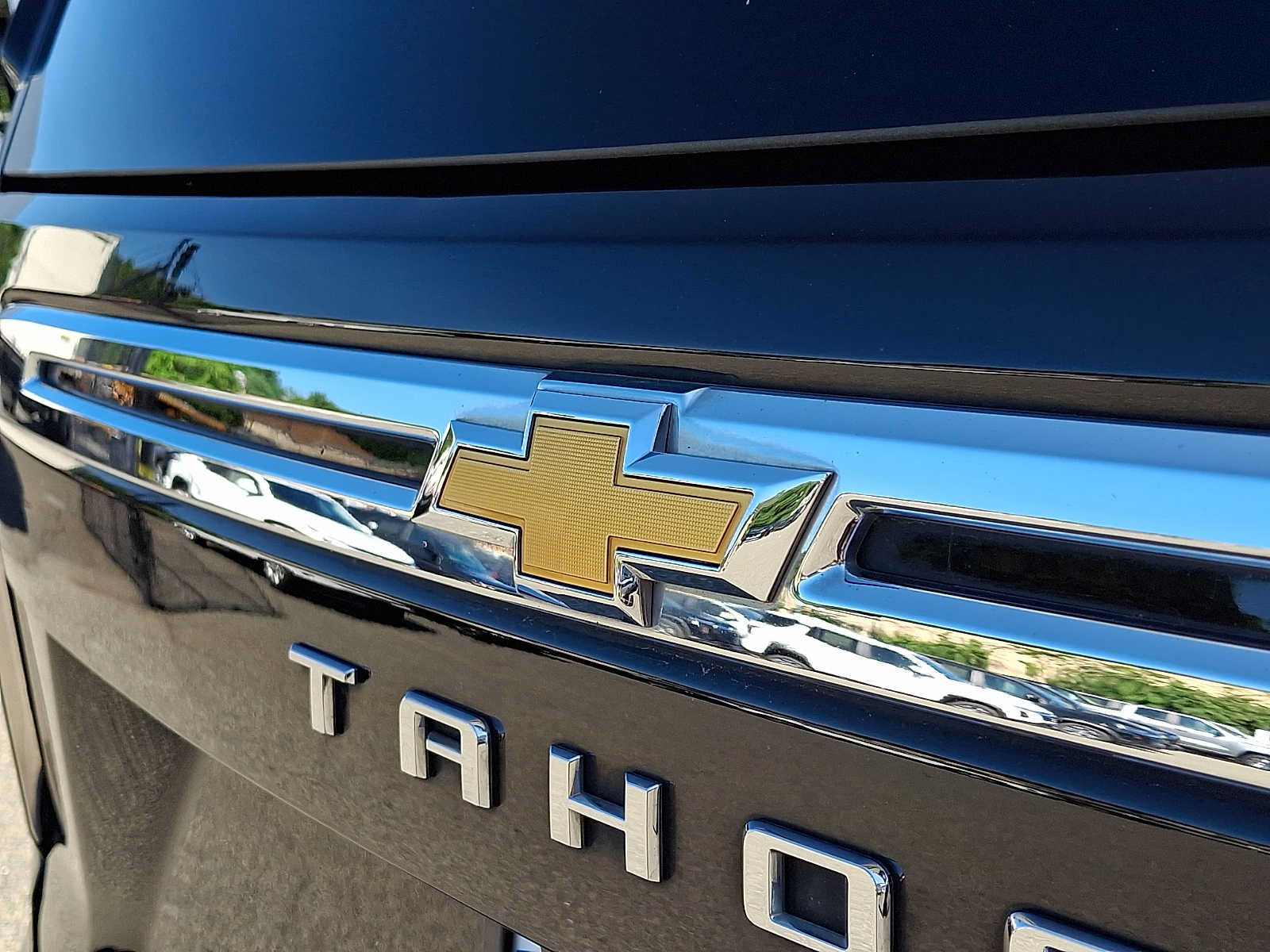Used 2023 Chevrolet Tahoe Premier AWD/4WD image 30