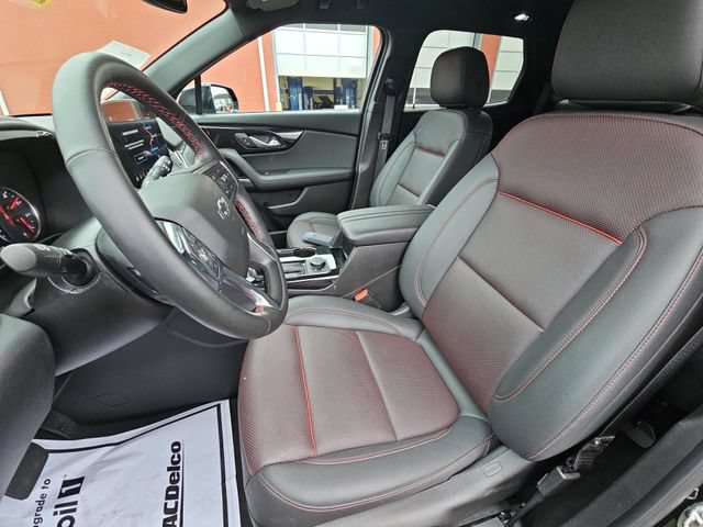 Used 2025 Chevrolet Blazer RS FWD image 21