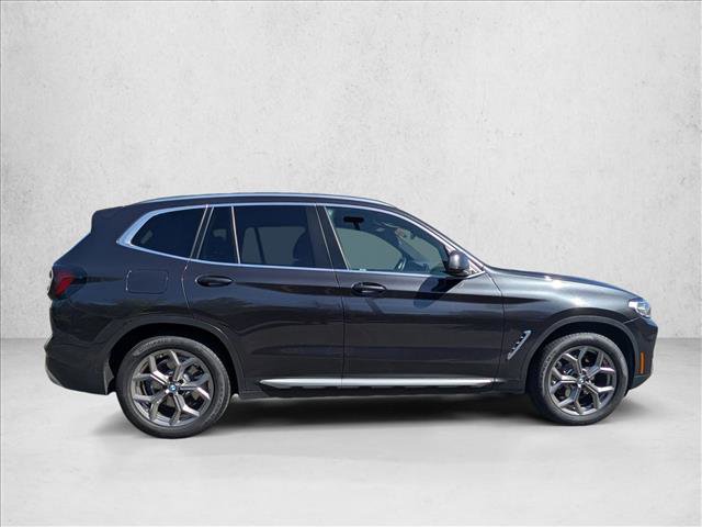 Used 2022 BMW X3 xDrive30i w/ Convenience Package AWD/4WD image 4