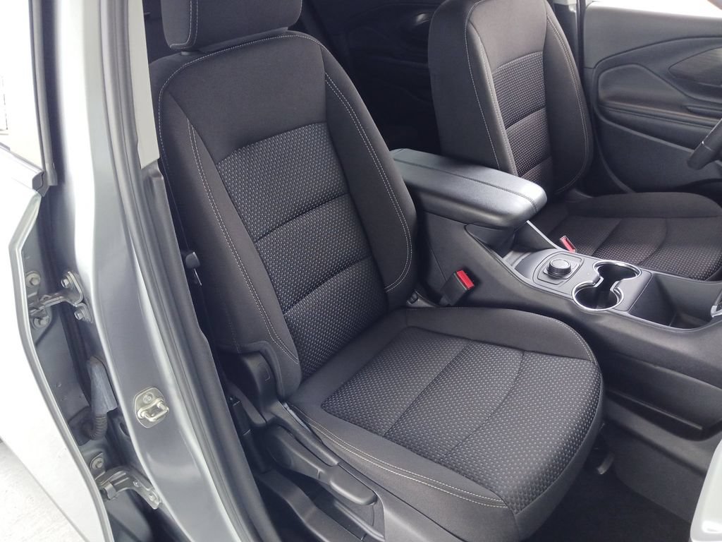 Used 2024 GMC Terrain SLE AWD/4WD image 27