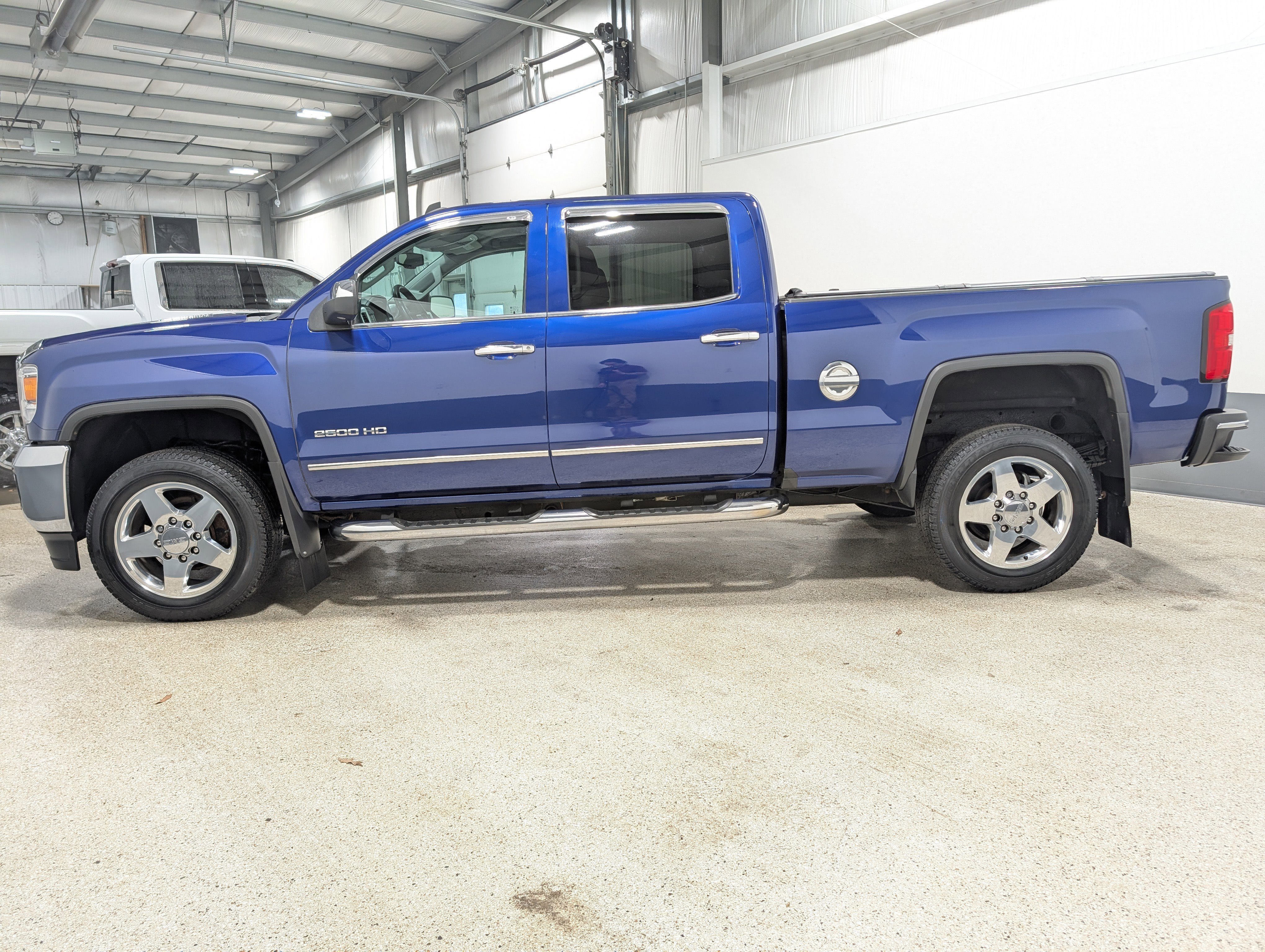 Used 2015 GMC Sierra 2500 SLT image 6
