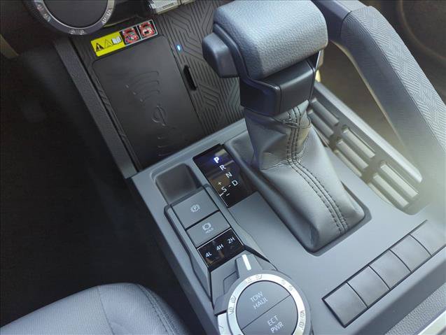 Used 2026 Toyota Tacoma SR5 AWD/4WD image 19